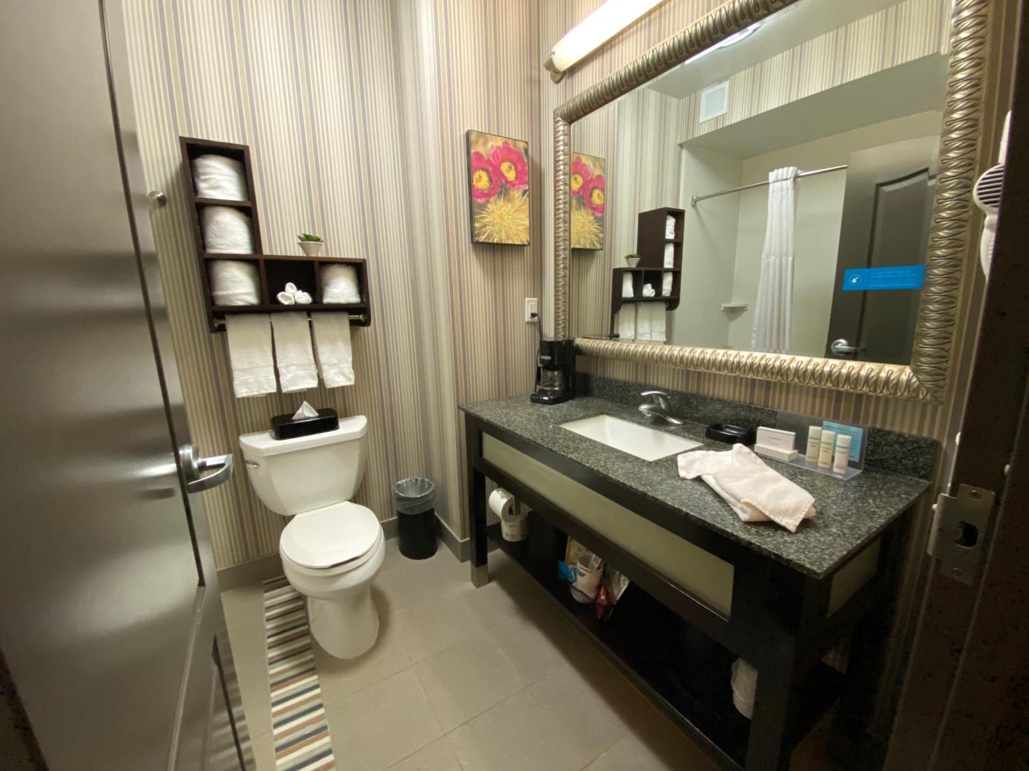 Hampton Inn By Hilton Leesville Fort Johnson Luaran gambar