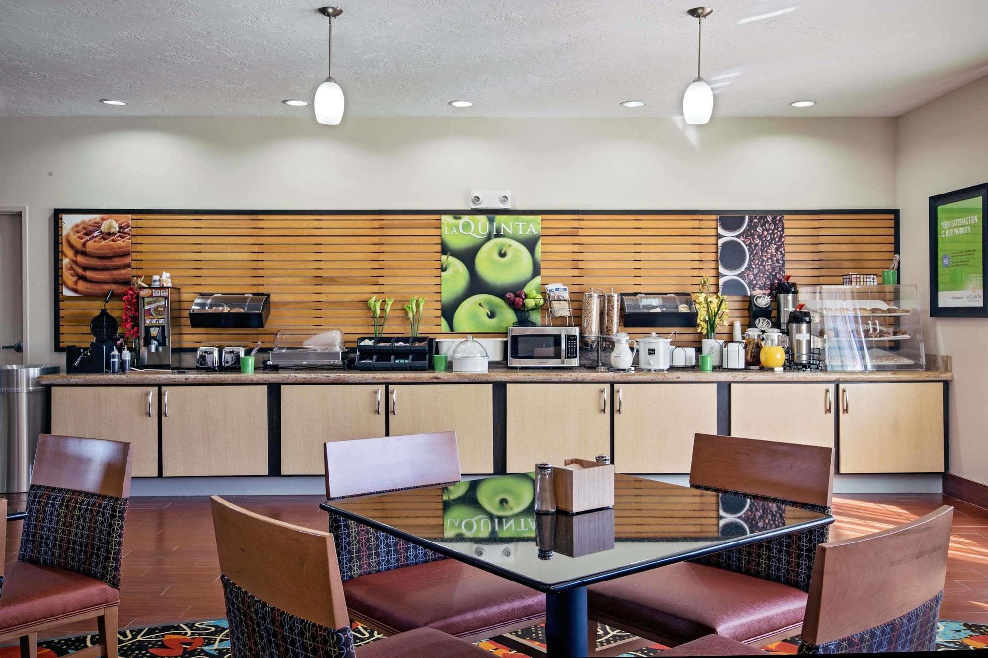 Hampton Inn By Hilton Leesville Fort Johnson Luaran gambar