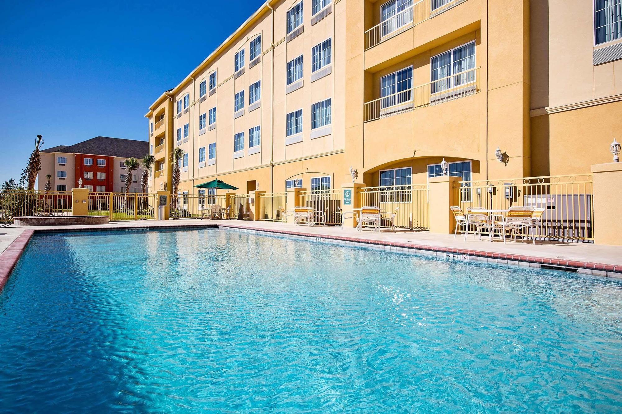 Hampton Inn By Hilton Leesville Fort Johnson Luaran gambar